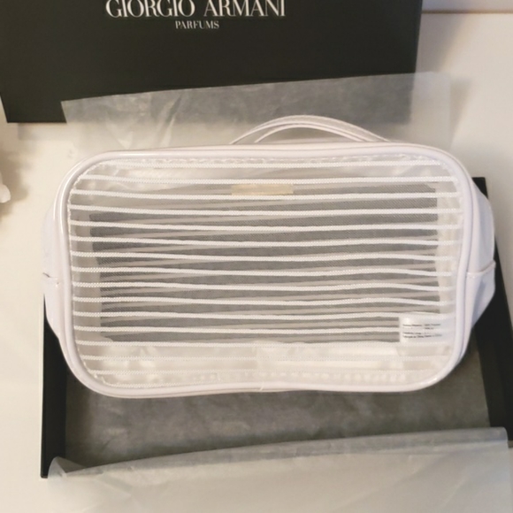 Giorgio Armani Makeup bag pouch New in Box - Picture 8 of 11